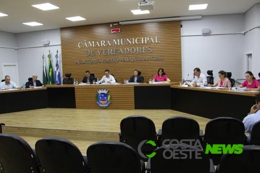 Vereadores apresentam indicações e bairros de Santa Helena devem receber recape asfáltico