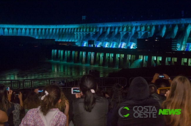 Em novembro, iluminação da barragem de Itaipu será azul