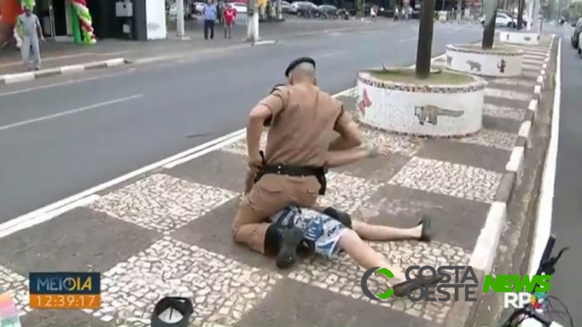 Policial Militar abandona entrevista de jornal para prender ladrão; tudo ao vivo