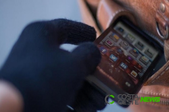 Homem é preso após furtar celular de colega de trabalho em Guaíra