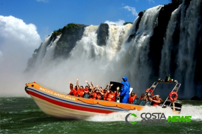 Macuco Safari cancela passeios de barco devido à baixa vazão do Rio Iguaçu
