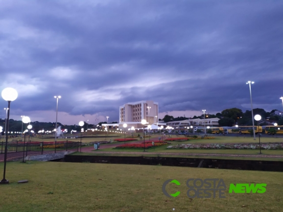 Final de semana será marcado por instabilidade e queda de temperatura