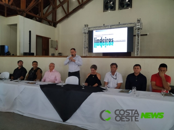 Assembleia Ordinária reúne prefeitos de municípios lindeiros no balneário de Santa Helena
