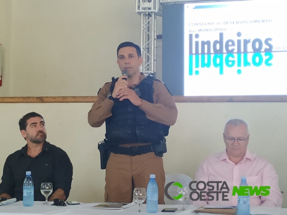 Em Santa Helena, prefeitos dos Municípios Lindeiros conhecem projeto ???Sala do BPFron??? 
