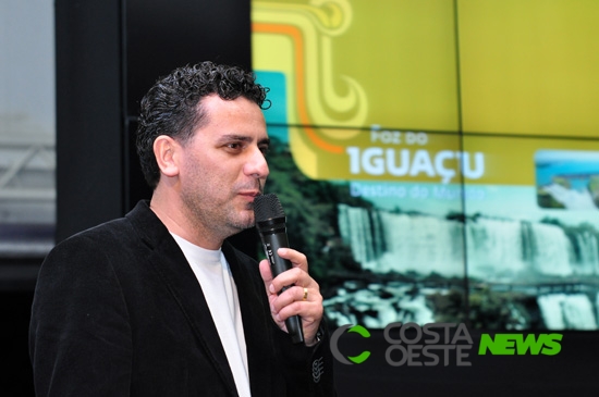 Aumento da cota vai potencializar Foz do Iguaçu como destino de compras, disse Piolla