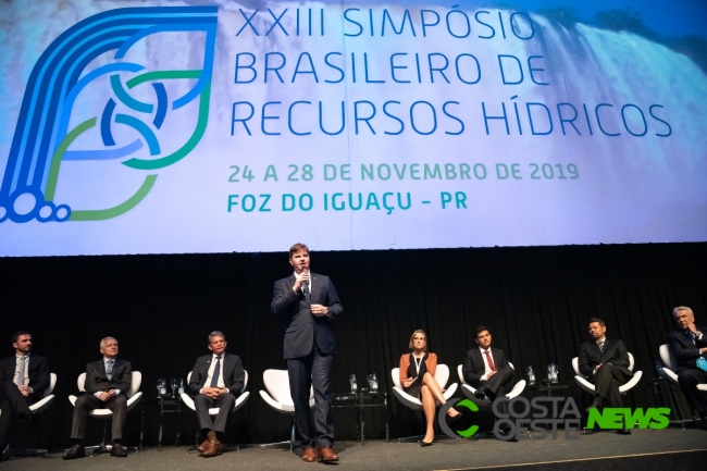 Ministro defende plano realista para gestão  dos recursos hídricos do País