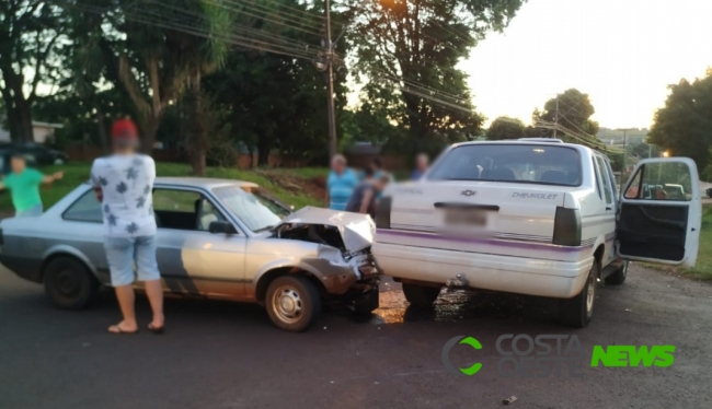 Carro é furtado e ladrão foge após acidente em São Miguel