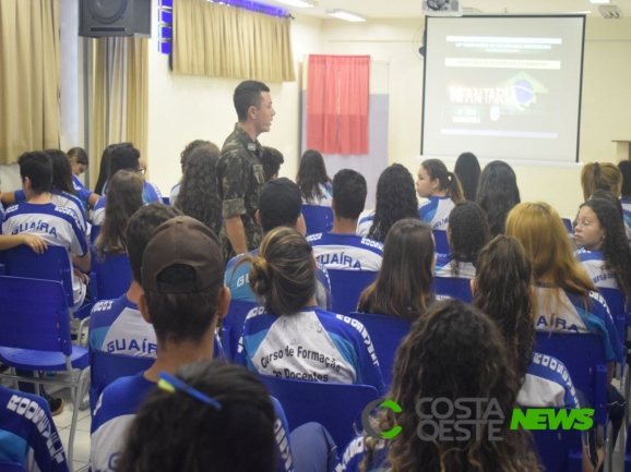 15ª Companhia de Infantaria Motorizada realiza palestra para alunos de colégios estaduais