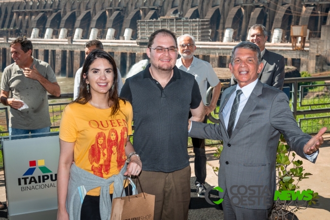 Usina de Itaipu bate recorde de turistas  dois dias antes do final do ano