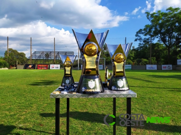 Organização divulga troféus da Copa Independência ???Taça Martelli/Fritz Bier 