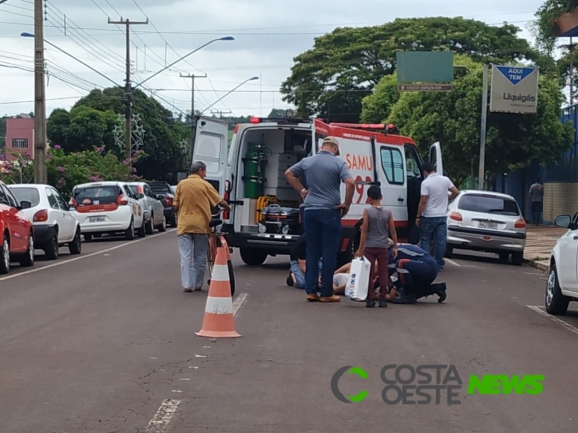 Mulher fica ferida ao ser atropelada no centro de Santa Helena