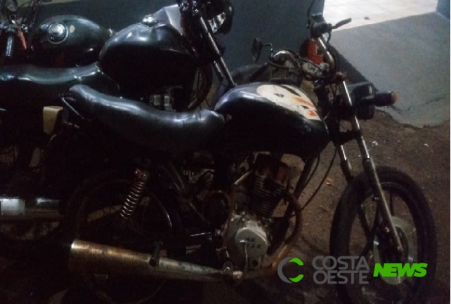 PM recupera motocicleta furtada de residência em Santa Helena