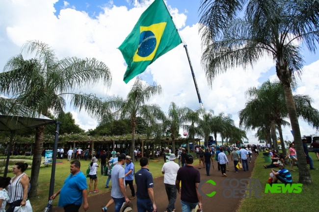 Público é recorde para uma quinta-feira no Show Rural Coopavel