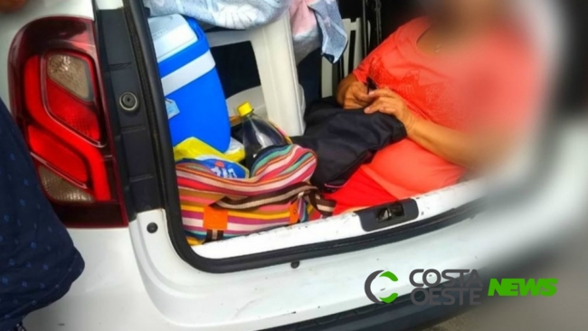 Polícia flagra argentino levando sogra no porta-malas do carro em Florianópolis