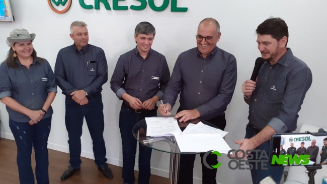 Cresol firma convênio com FETAEP durante o Show Rural Coopavel 2020