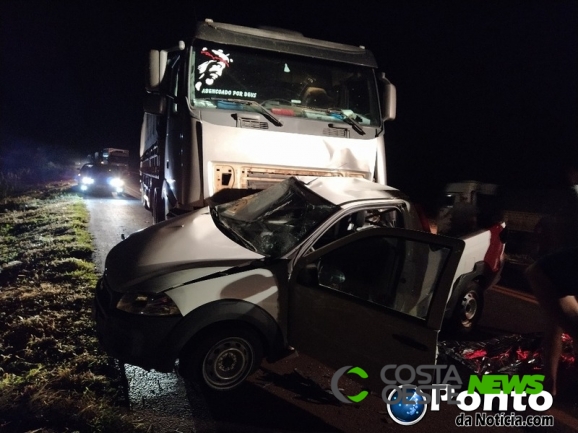 Caminhão que se envolveu em grave acidente na BR-163 é de São Miguel do Iguaçu; uma mulher morreu