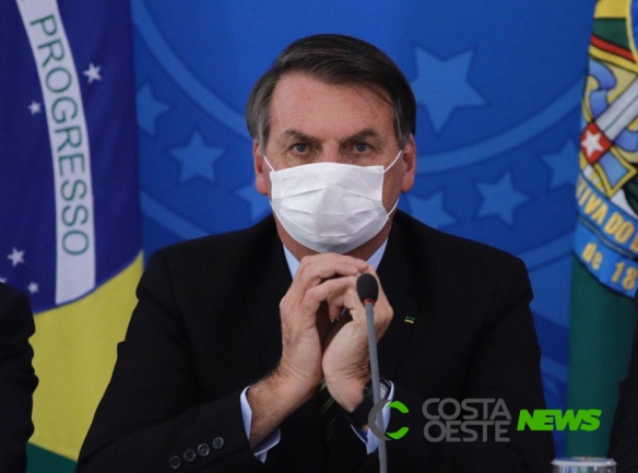 Bolsonaro diz que Brasil testará cloroquina contra o coronavírus