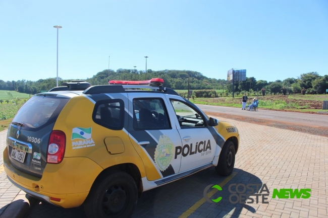 Rapaz de Foz do Iguaçu fura barreira sanitária em Itaipulândia