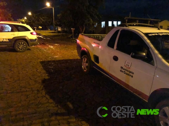 Após temporal em Guaíra, prefeitura faz limpeza nas ruas 
