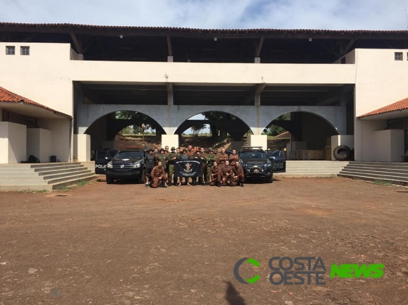 Cadetes da Polícia Militar do Guatupê vivenciam trabalhos do BPFron em Entre Rios do Oeste