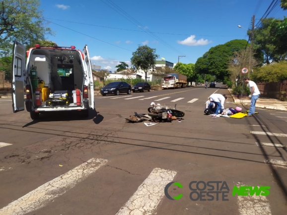 Colisão envolvendo carro e moto deixa mulher ferida em Santa Helena