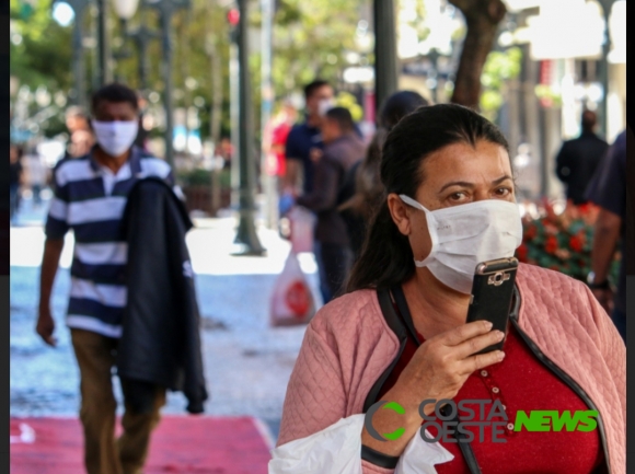 Por unanimidade, deputados aprovam uso obrigatório de máscaras no Paraná 