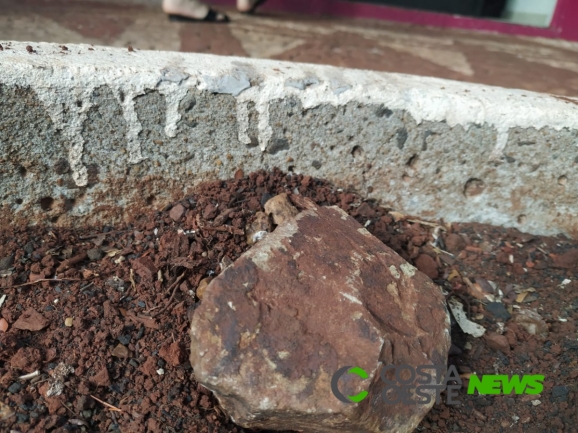 Loja é arrombada a pedradas durante a madrugada no centro de Santa Helena