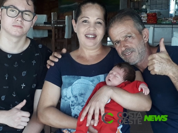 PRF salva vida de bebê de 17 dias no Paraná