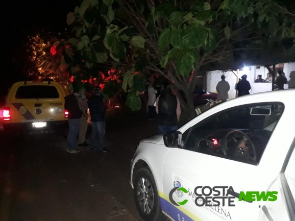 Polícia Militar e fiscais interditam estabelecimentos comerciais em Santa Helena