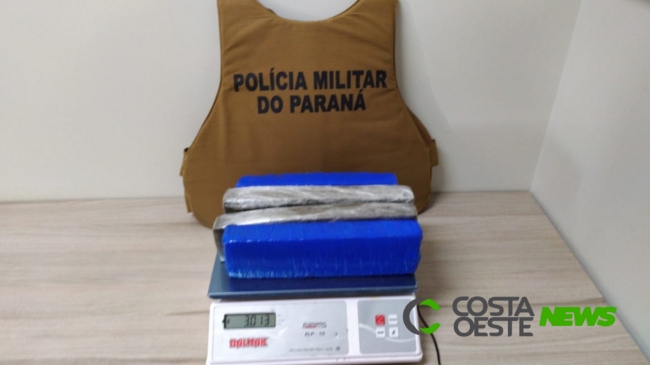 Santa Helena: mãe acaba presa após PM encontrar maconha do filho em sua residência
