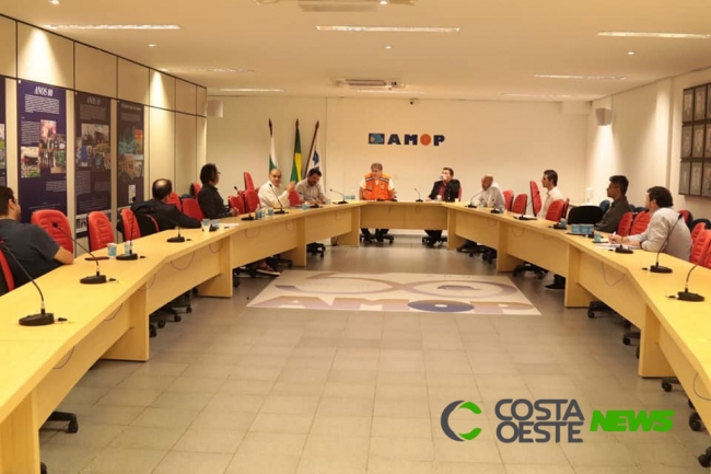 Prefeitos, MP, OAB, Saúde e empresários buscam convergência em torno da crise