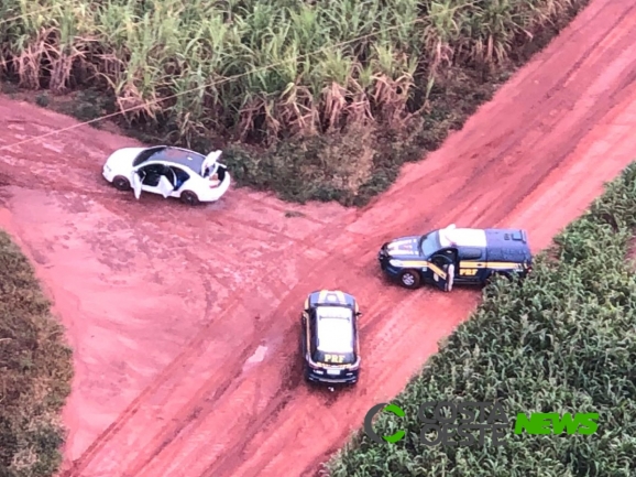 Operação da PRF apreende maconha e revólver na região de Guaíra