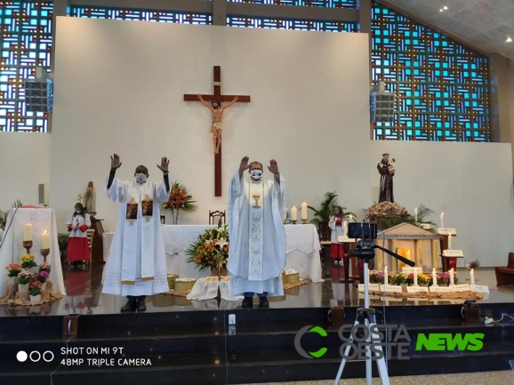 Missas retornam nesta quarta-feira (15) em Santa Helena, comunica Paróquia Santo Antônio