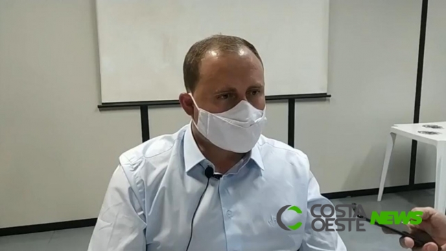 ???Peço que cumpram o decreto do Estado???, diz prefeito Zado em coletiva de imprensa