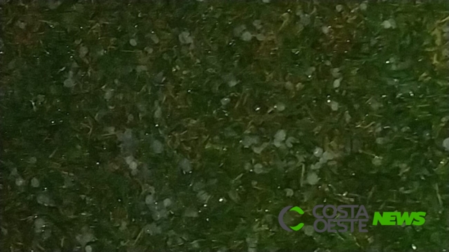 Moradores registram chuva de granizo no distrito de Sub-Sede, em Santa Helena (vídeo)