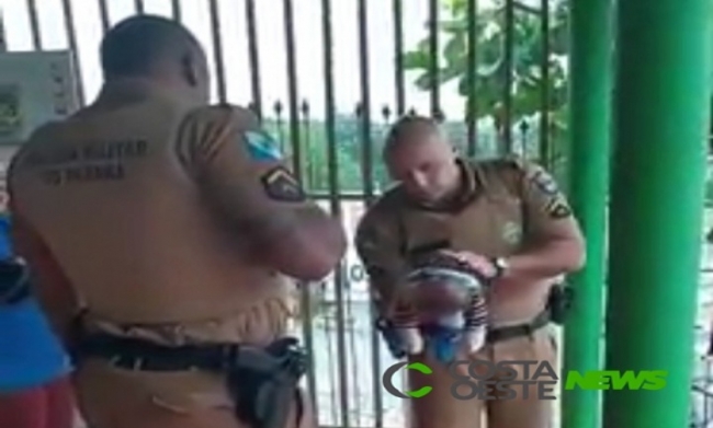 Policiais salvam recém-nascido de afogamento em Foz do Iguaçu; vídeo