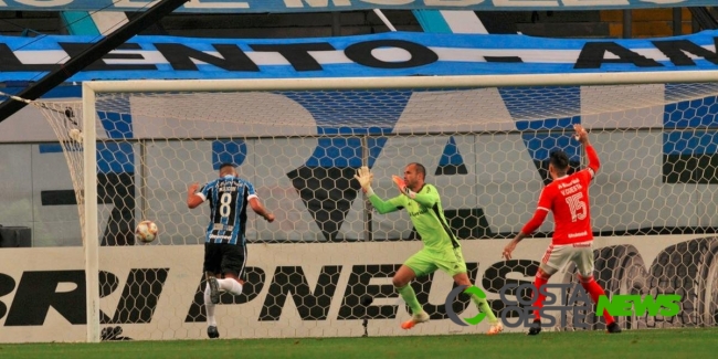 OU??A OS GOLS: Grêmio bate o Inter na Arena, conquista o returno e decide Gauchão 