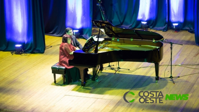 Olga Kiun e Davi Sartori interpretam George Gershwin em nova live da Unicultura