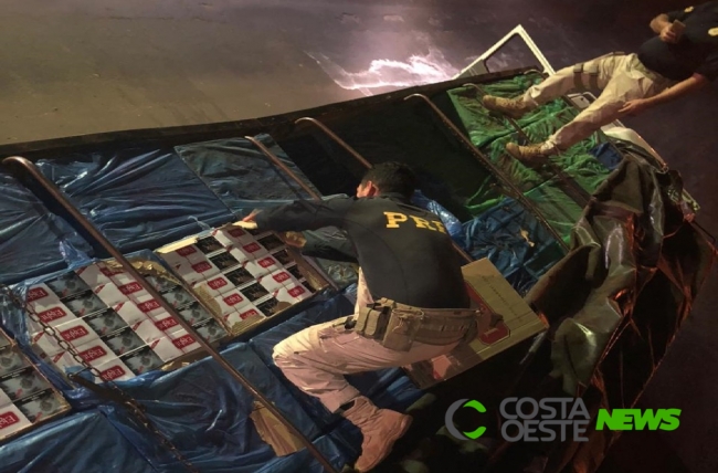 PRF apreende R$ 1,5 milhão em cigarros contrabandeados na Ponte Ayrton Senna, em Guaíra
