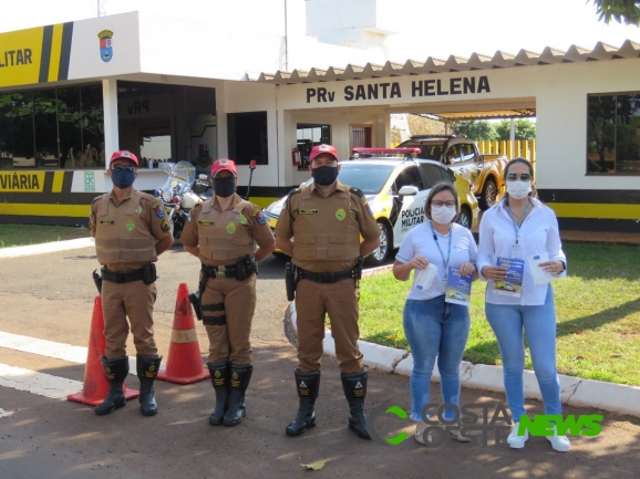 PRE e Ciretran de Santa Helena realizam blitz educativa alusiva a Semana Nacional do Trânsito (vídeo)