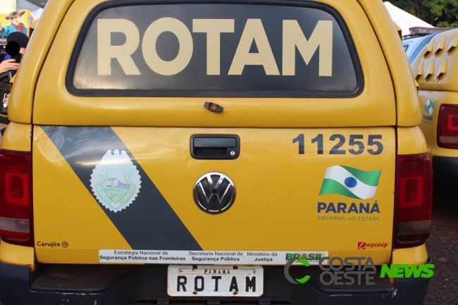 ROTAM aborda casal com contrabando em Medianeira
