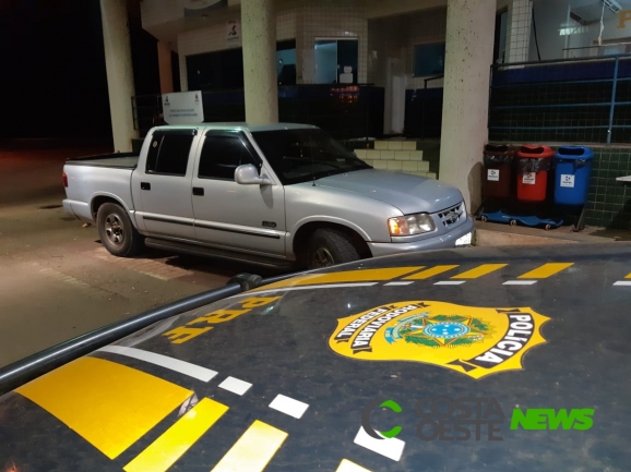 PRF recupera em Guaíra caminhonete roubada