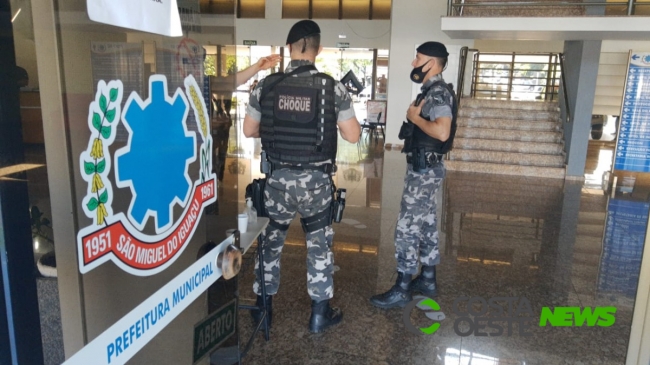 Gaeco cumpre mandado de busca na prefeitura de São Miguel do Iguaçu