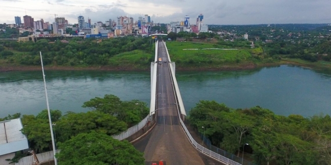 Prieto pede reabertura total da Ponte da Amizade e decreta greve na prefeitura de Ciudad del Este
