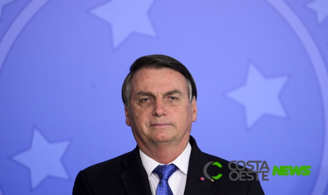 Bolsonaro diz que governo federal não comprará vacina CoronaVac