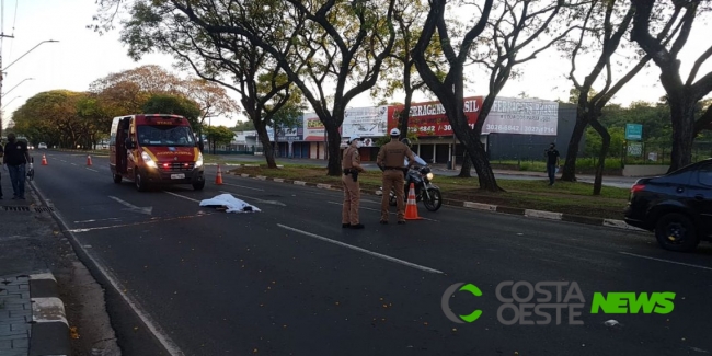 Mulher morre atropelada em Foz e motorista não permanece no local