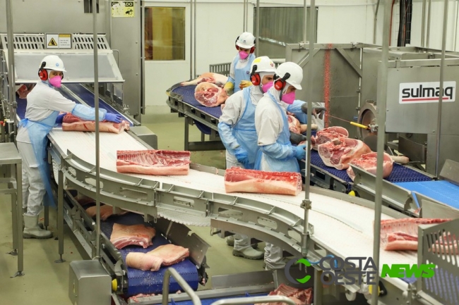 Cooperativas reúnem agroindústrias gigantes no mercado de carnes