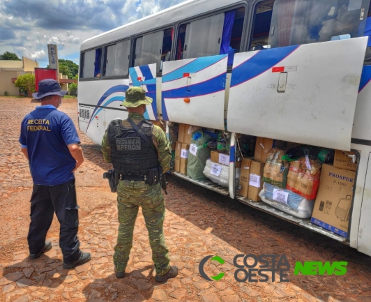 BPFron e Receita Federal apreendem ônibus com contrabando em Medianeira
