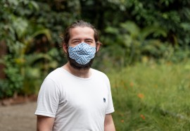 O estudante universitário Gabriel Mendonça Arruda, de São Paulo, durante visita ao RBV.