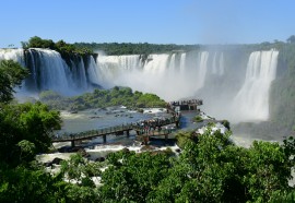 Feriadão de carnaval atrai 33 mil pessoas para o Parque Nacional do Iguaçu-Cristian Lara/Assessoria